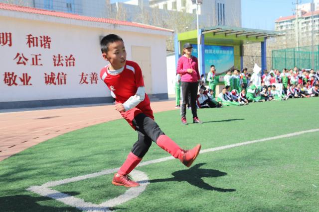 东契奇缺阵独行侠险胜雷霆 步行者力克热火