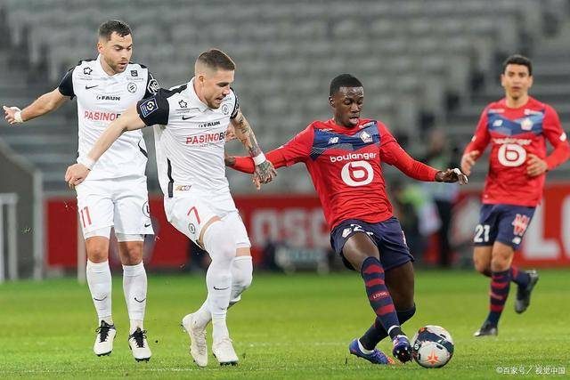 英超-哈弗茨助攻萨利巴破门 阿森纳1-1富勒姆